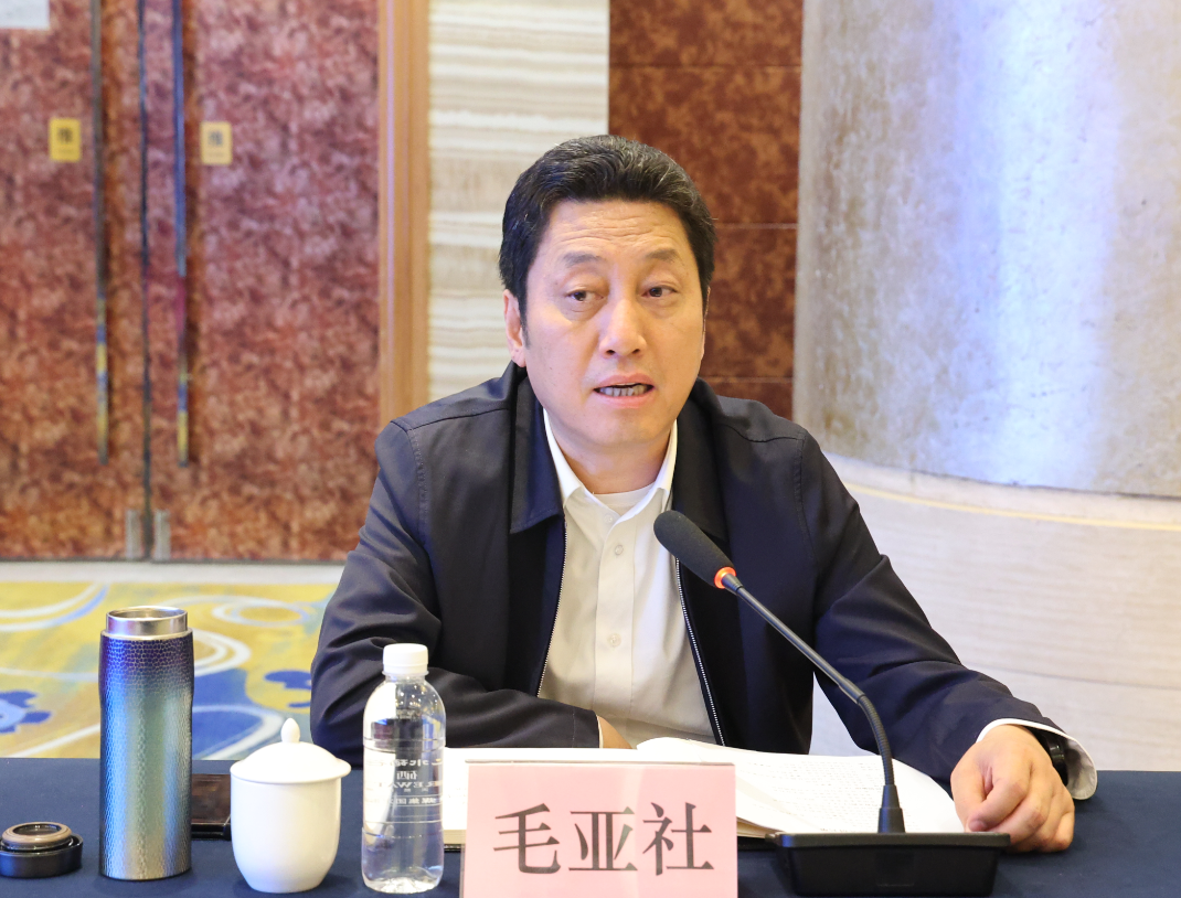 杨冠军：要坚持结构优化调整，立足我省现状、前瞻布局未来——省钢铁深加工产业链调研座谈会在陕钢集团召开