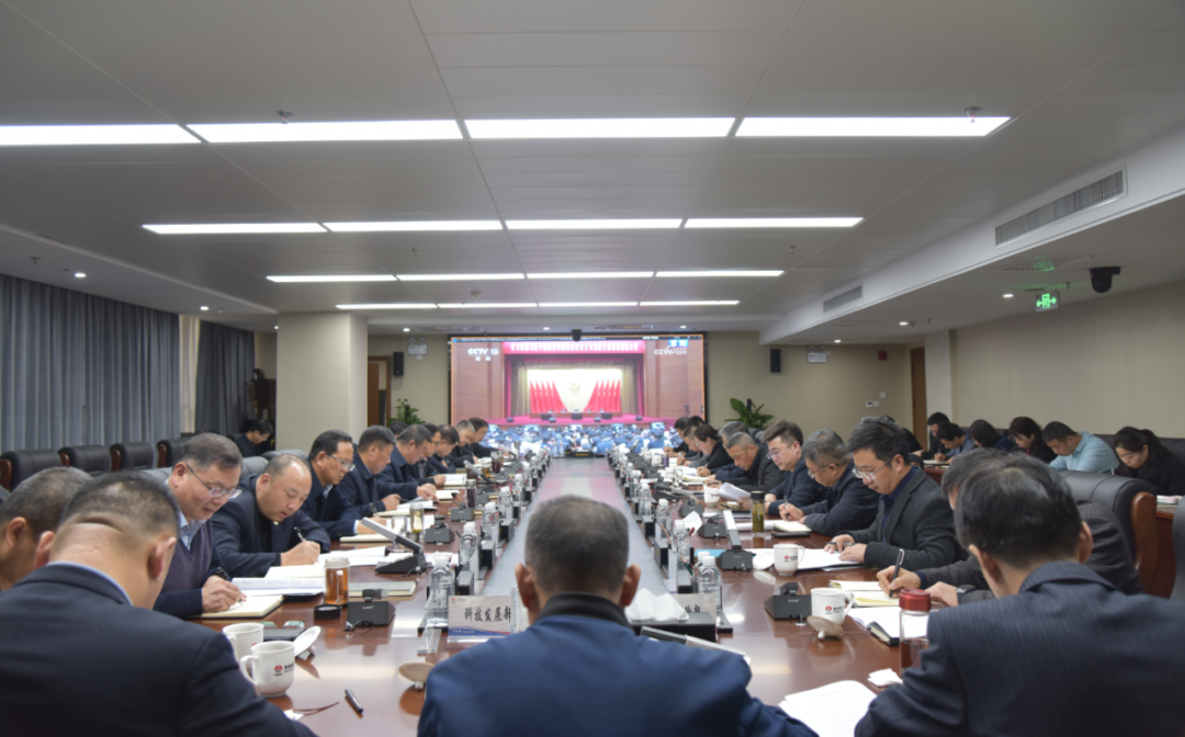 陕钢集团召开党委理论学习中心组（扩大）学习会议