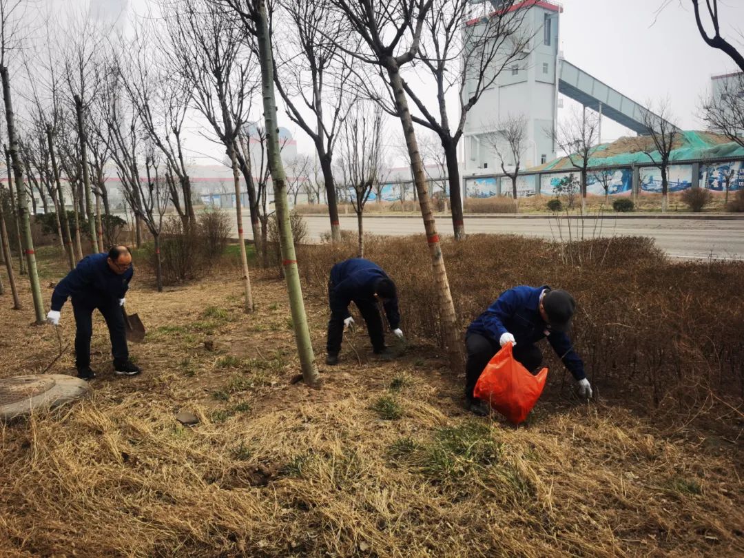 传承雷锋精神 做新时代雷锋