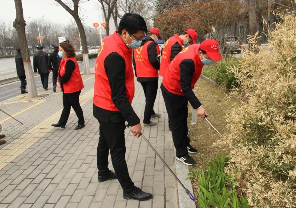 彰显青年力量，龙钢集团共青团志愿服务之花灿烂绽放