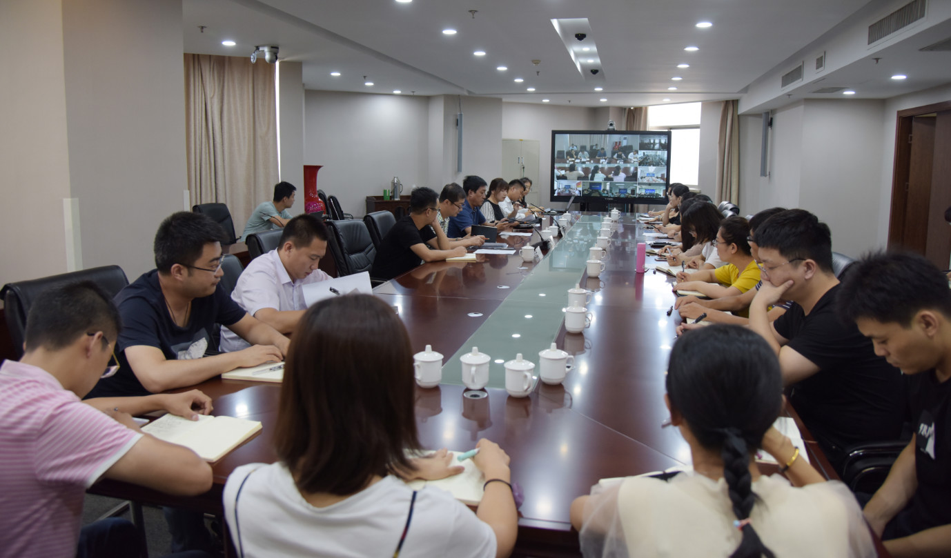 陕钢集团团委召开传达学习团十八大精神专题报告会